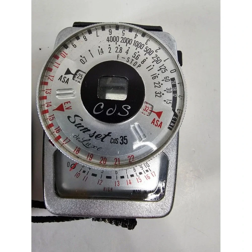 VINTAGE‎ Sunset de Luxe CDS 35 Light Meter NE 200 w/ Case UNTESTED